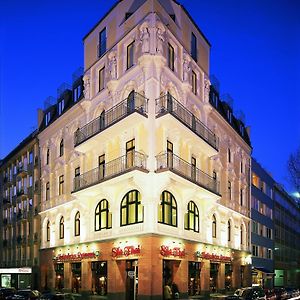 DEVIN Art Hotel